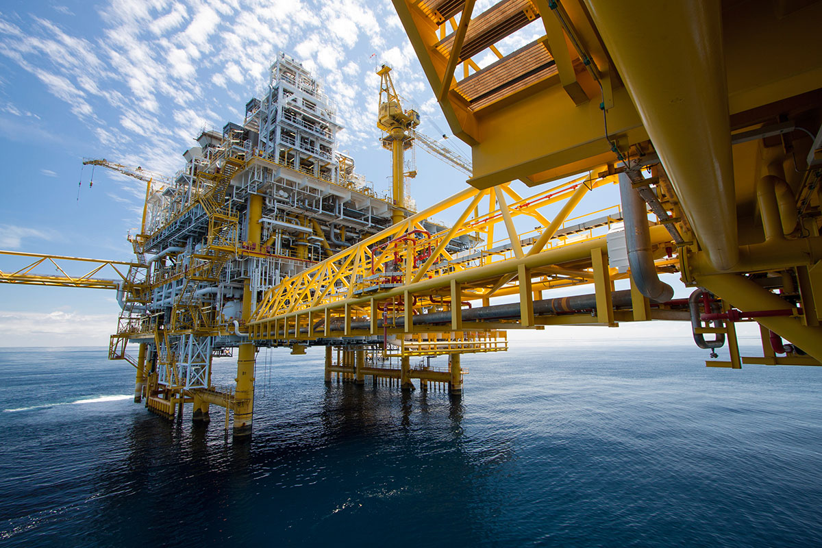 OIL & GAS